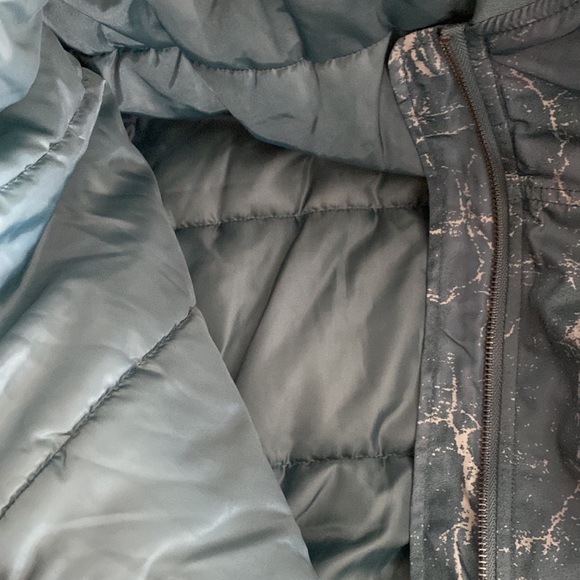 BDG Bomber jacket - Picture 6 of 7